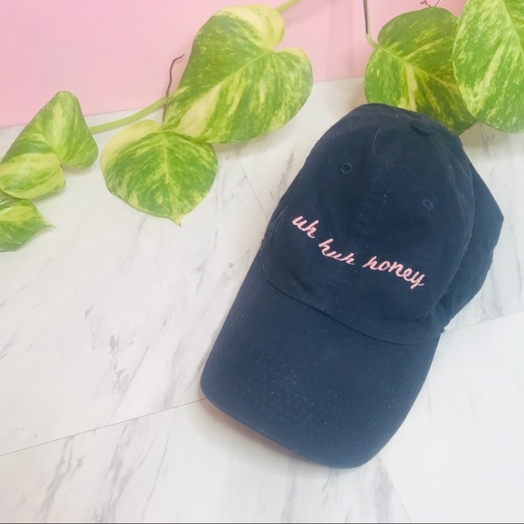 Brandy Melville Accessories - Graphic Brandy Melville Uh Huh Honey Baseball Hat